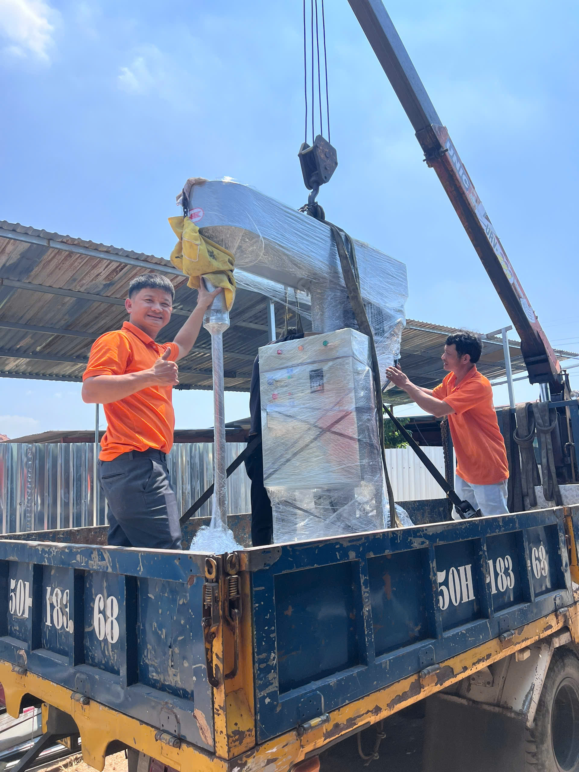MÁY KHUẤY PHÂN TÁN MK-1000TL 30HP BEN THUỶ LỰC - Ảnh 5