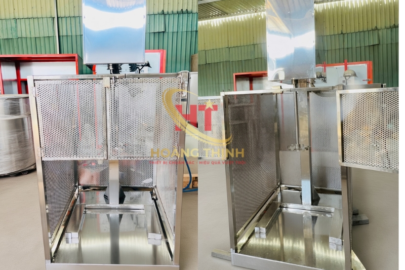 Hoàng Thịnh bàn giao bộ máy khuấy 100L 5.5HP cửa Interlock cho khách hàng
